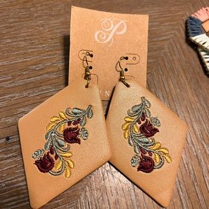 Plunder earrings
